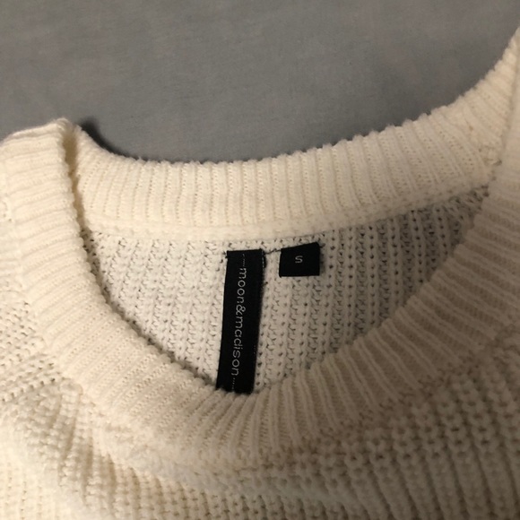 Sweater - Picture 4 of 5